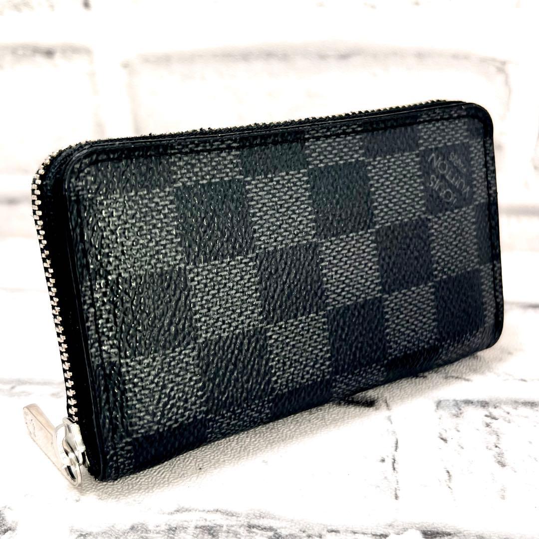Louis Vuitton Damier Graffit Zippy Coin Purse