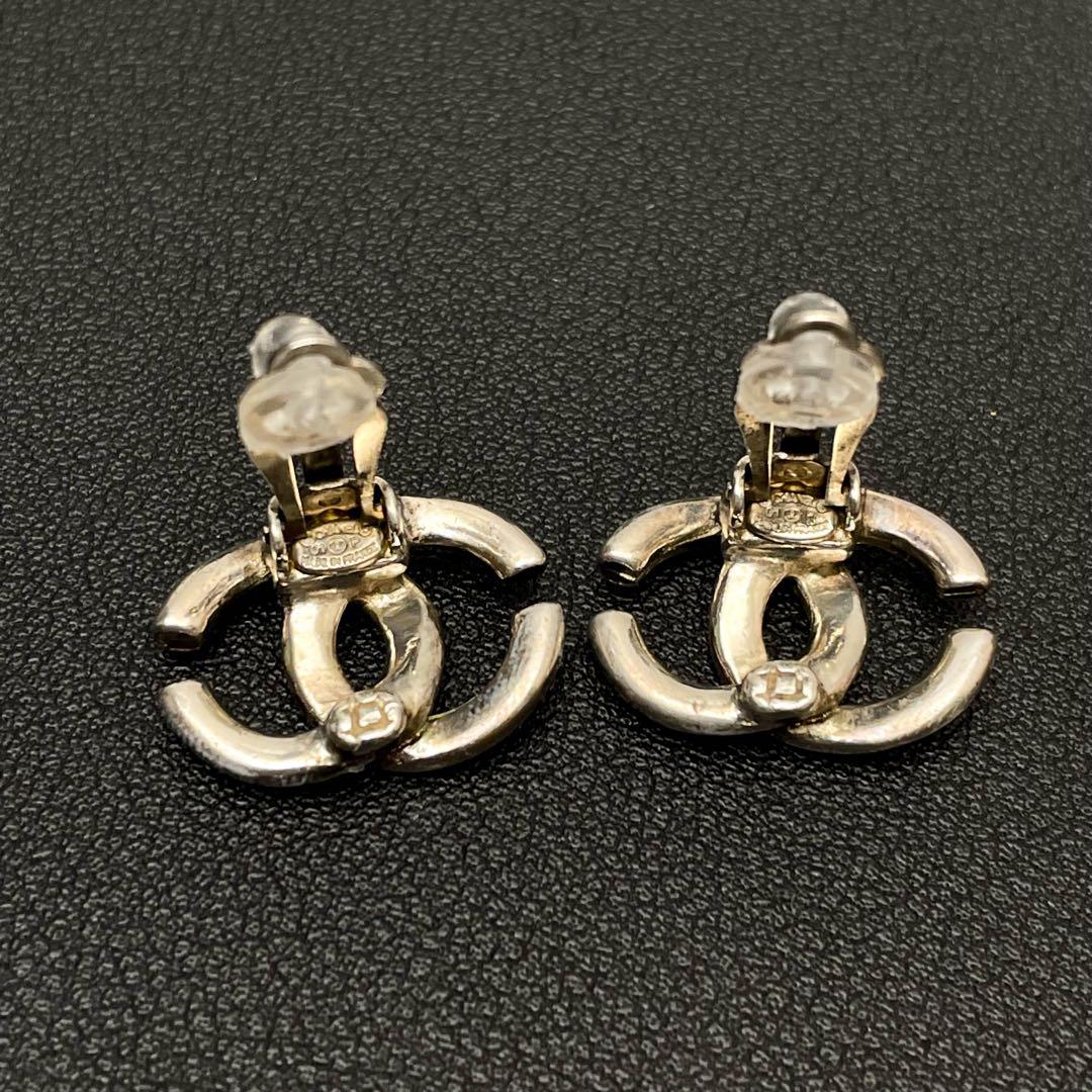 Chanel CC Logo Earrings Silver Twisted Icon Coco — view 5