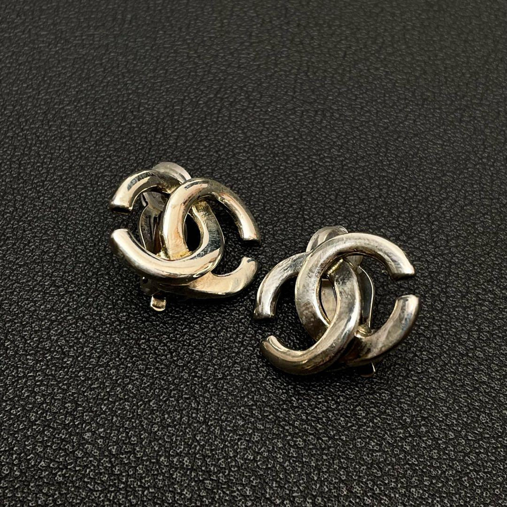 Chanel CC Logo Earrings Silver Twisted Icon Coco — view 8