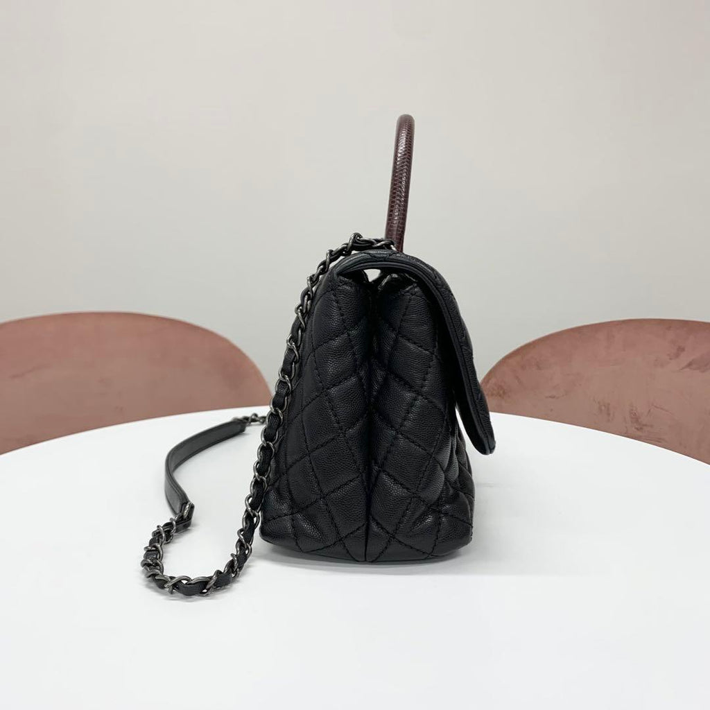 Chanel Quilted Coco Handle 29 Caviar Leather CC Logo — view 2