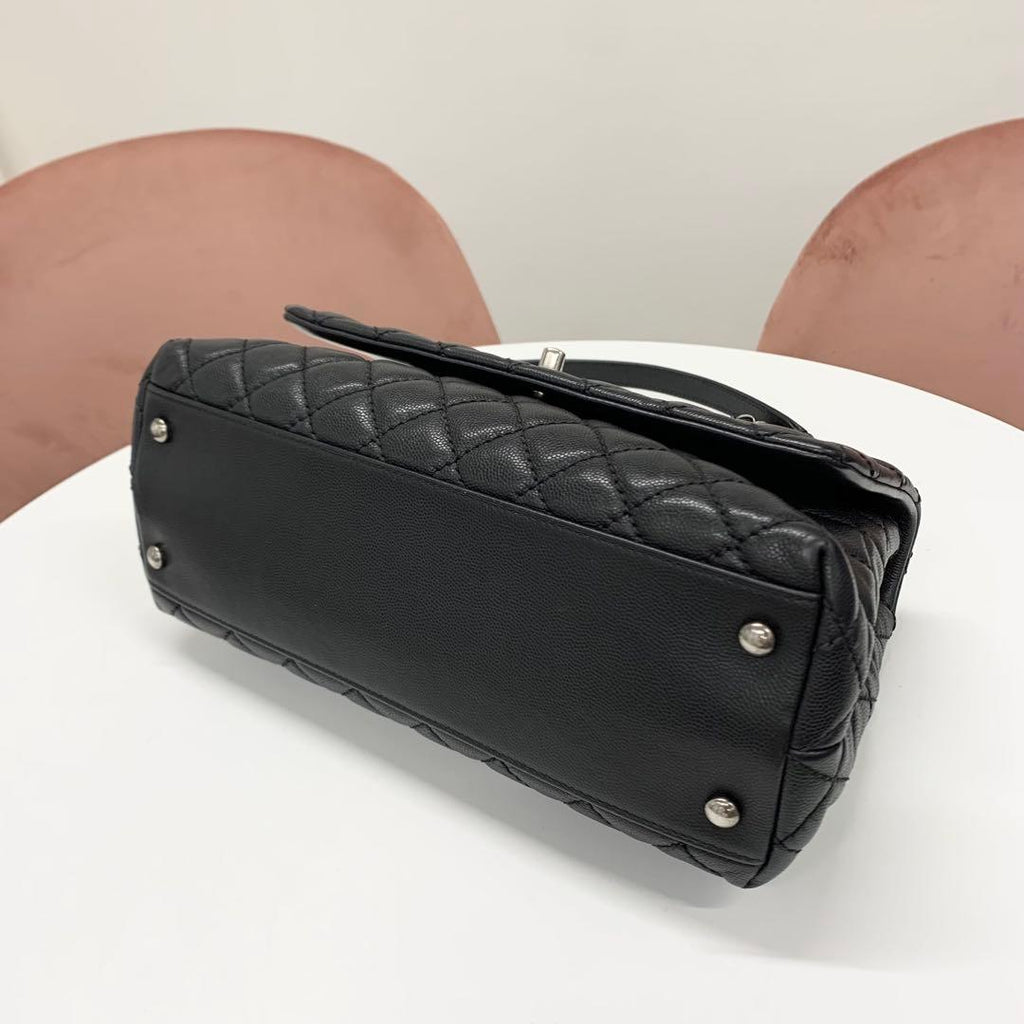 Chanel Quilted Coco Handle 29 Caviar Leather CC Logo — view 4