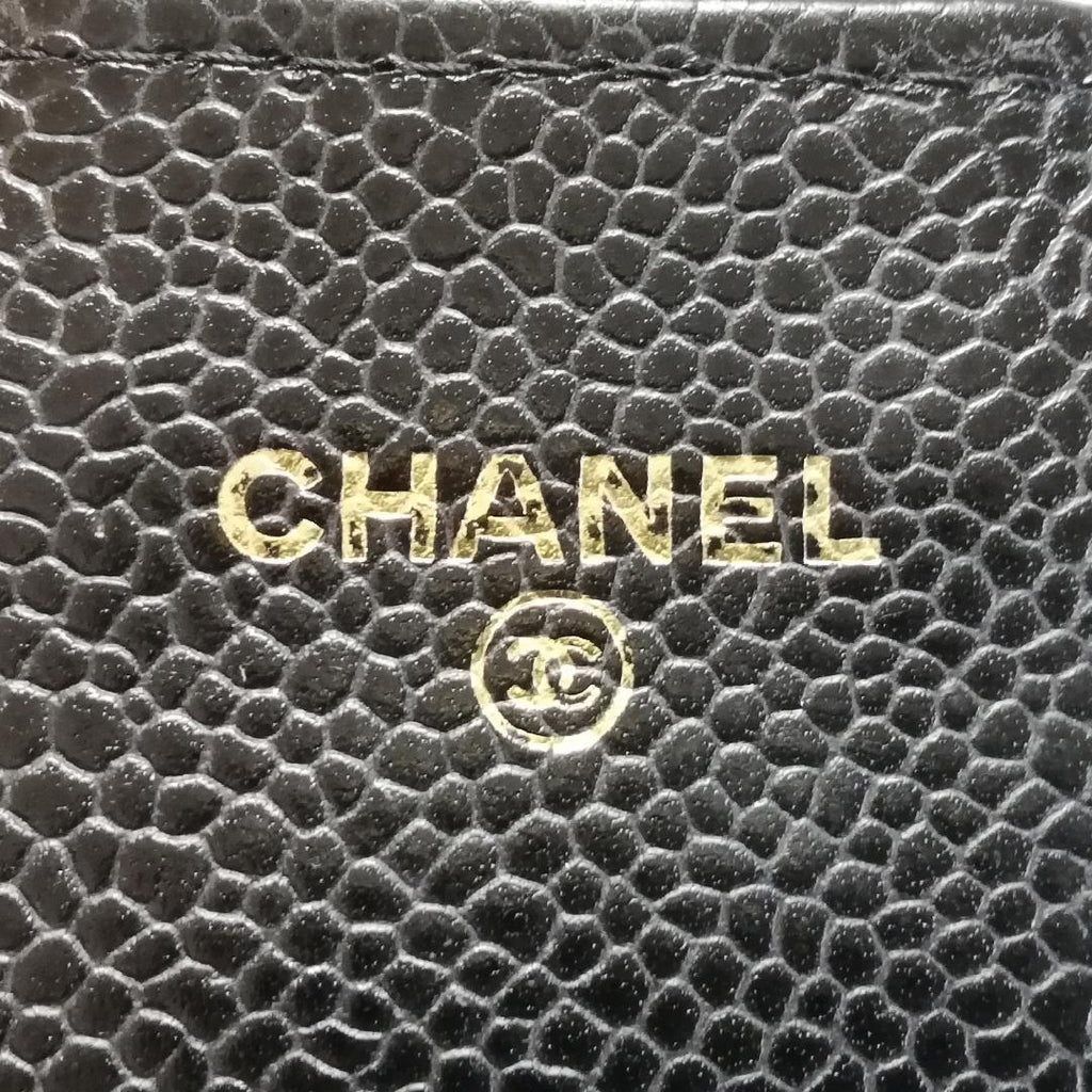 Chanel Quilted Wallet Caviar Leather Black — view 5