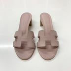 Hermes Oasis Leather Sandals Pink — view 2