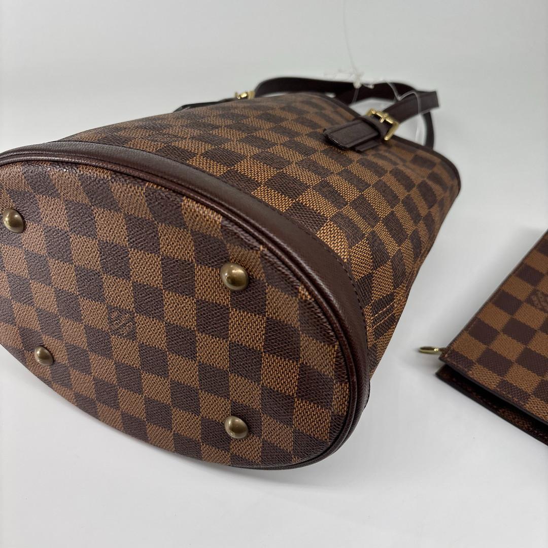 Louis Vuitton Damier Marais Tote — view 8