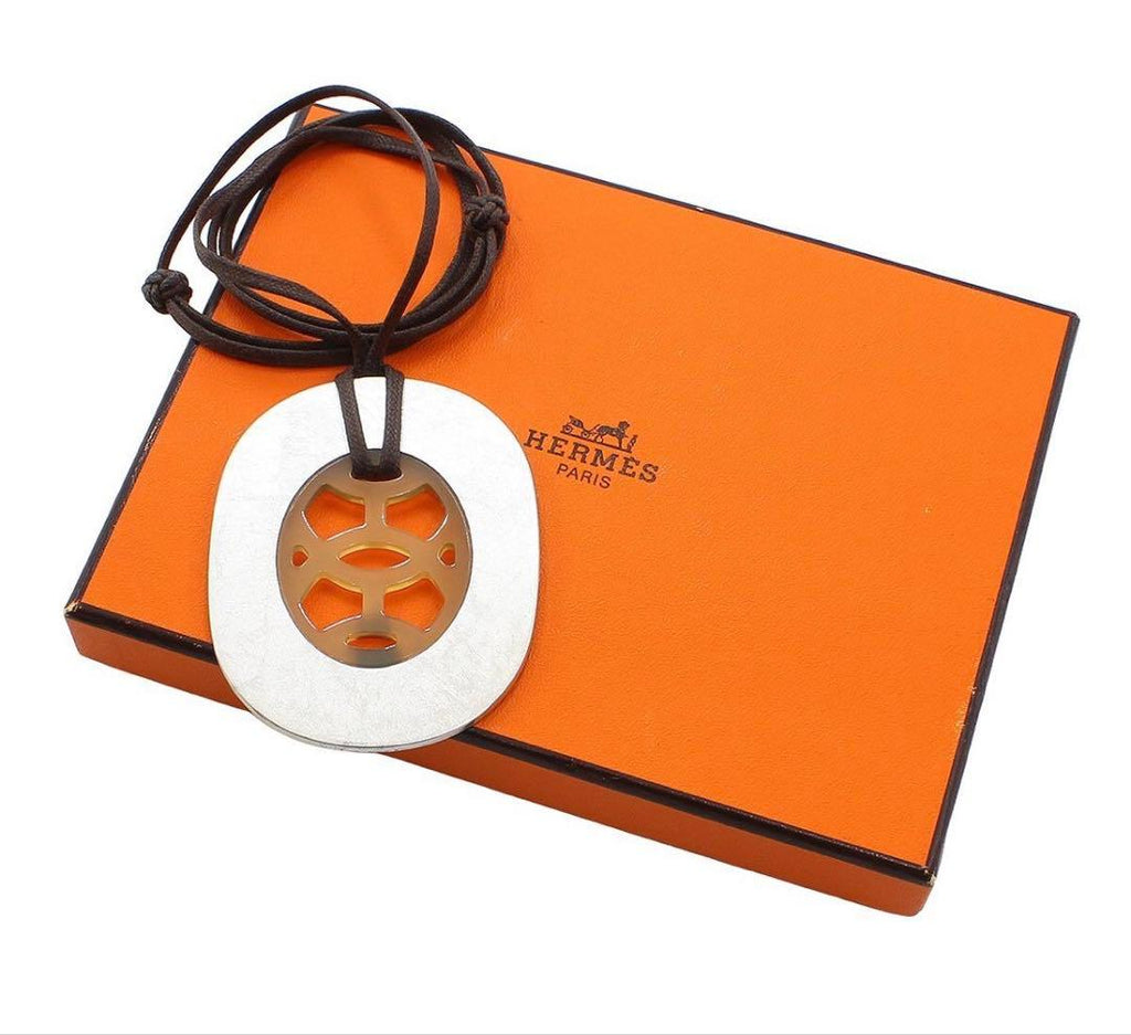 Hermes Buffalo Horn Lift GM Necklace — view 2