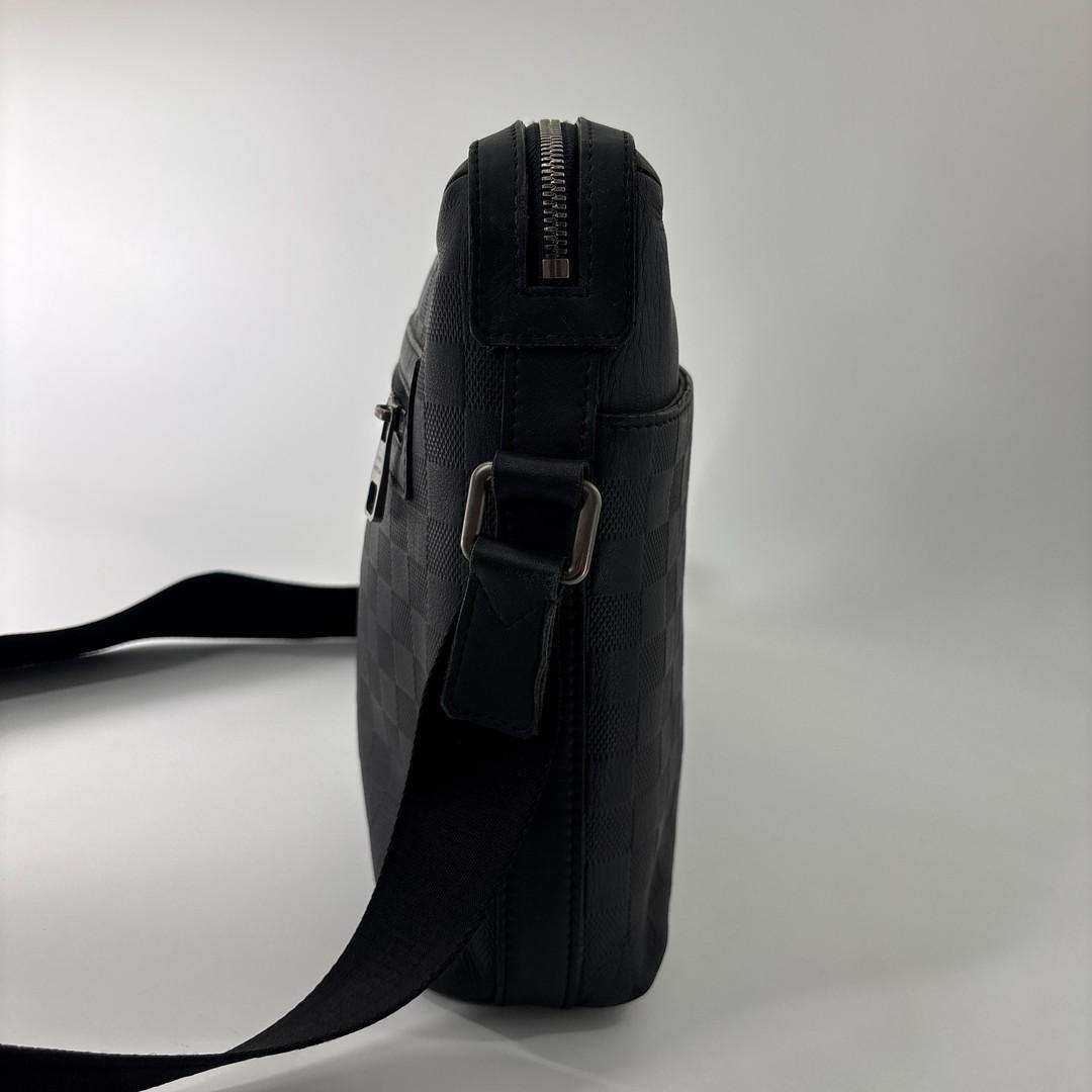Louis Vuitton Super Damier Infini Calypso MM Shoulder Bag Black — view 4
