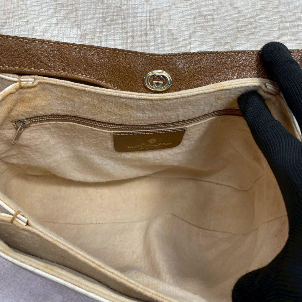 Gucci GG Shoulder Bag Beige Brown Logo Leather — view 5