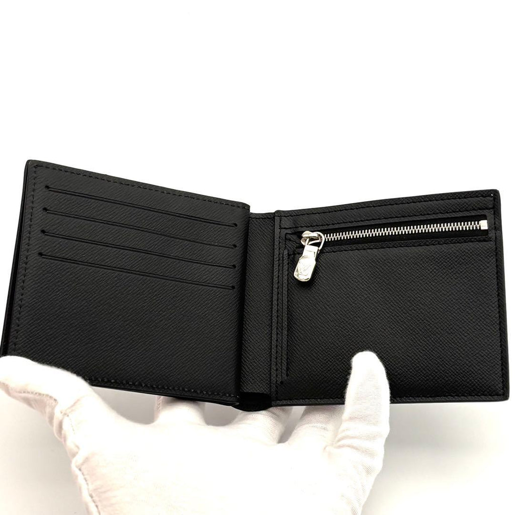 Louis Vuitton Almost Wallet Taiga Portefeuille Amerigo NM Black — view 4