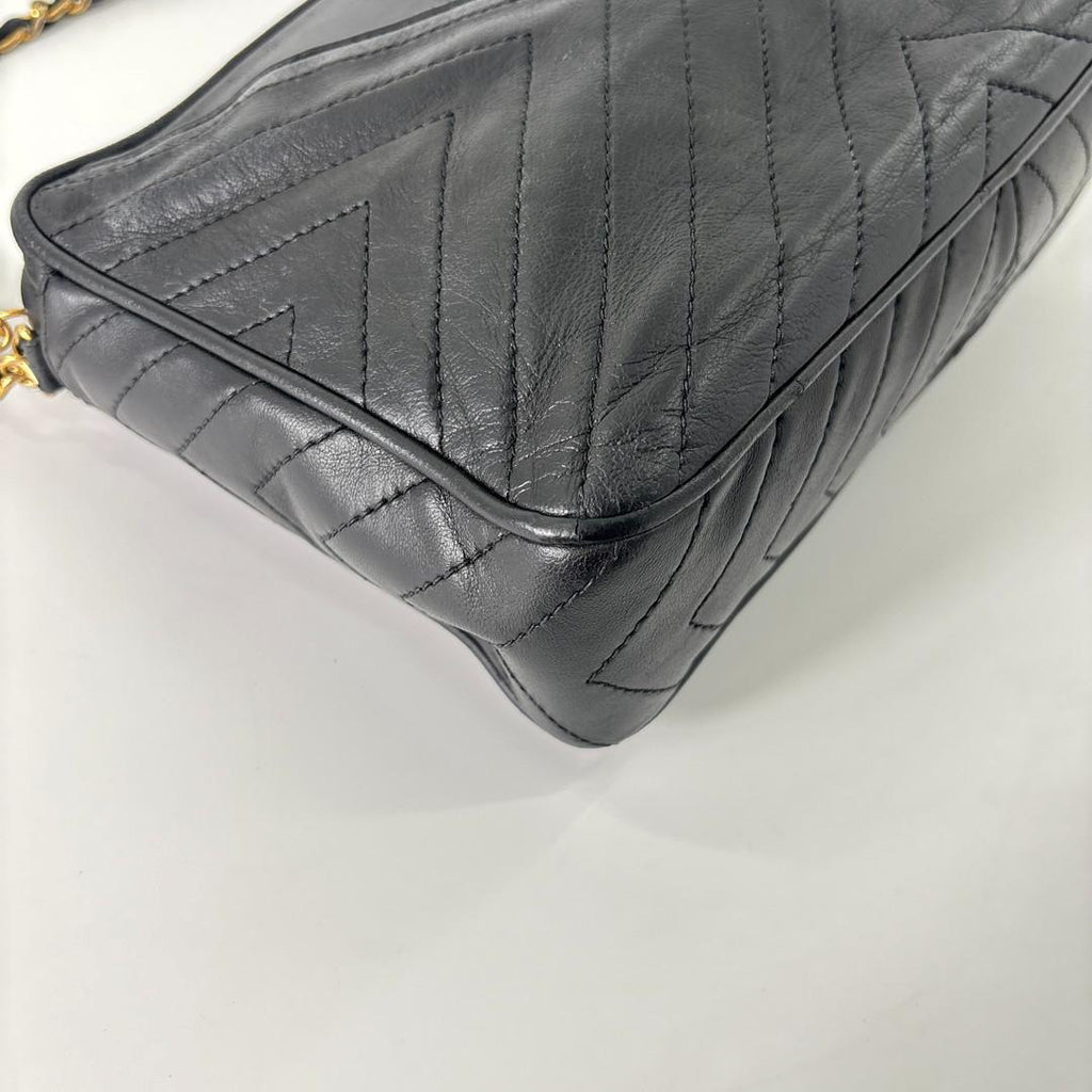 Chanel Stitch Lambskin Shoulder Bag Black — view 7