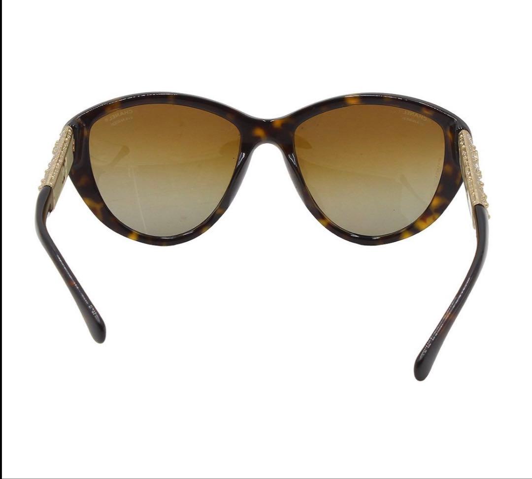 Chanel CC Logo Bijou Tortoiseshell Sunglasses Eyewear — view 4