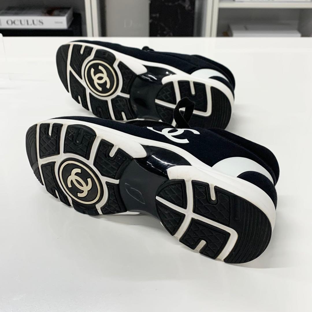 Chanel CC Logo Fabric Sneakers Black White — view 7