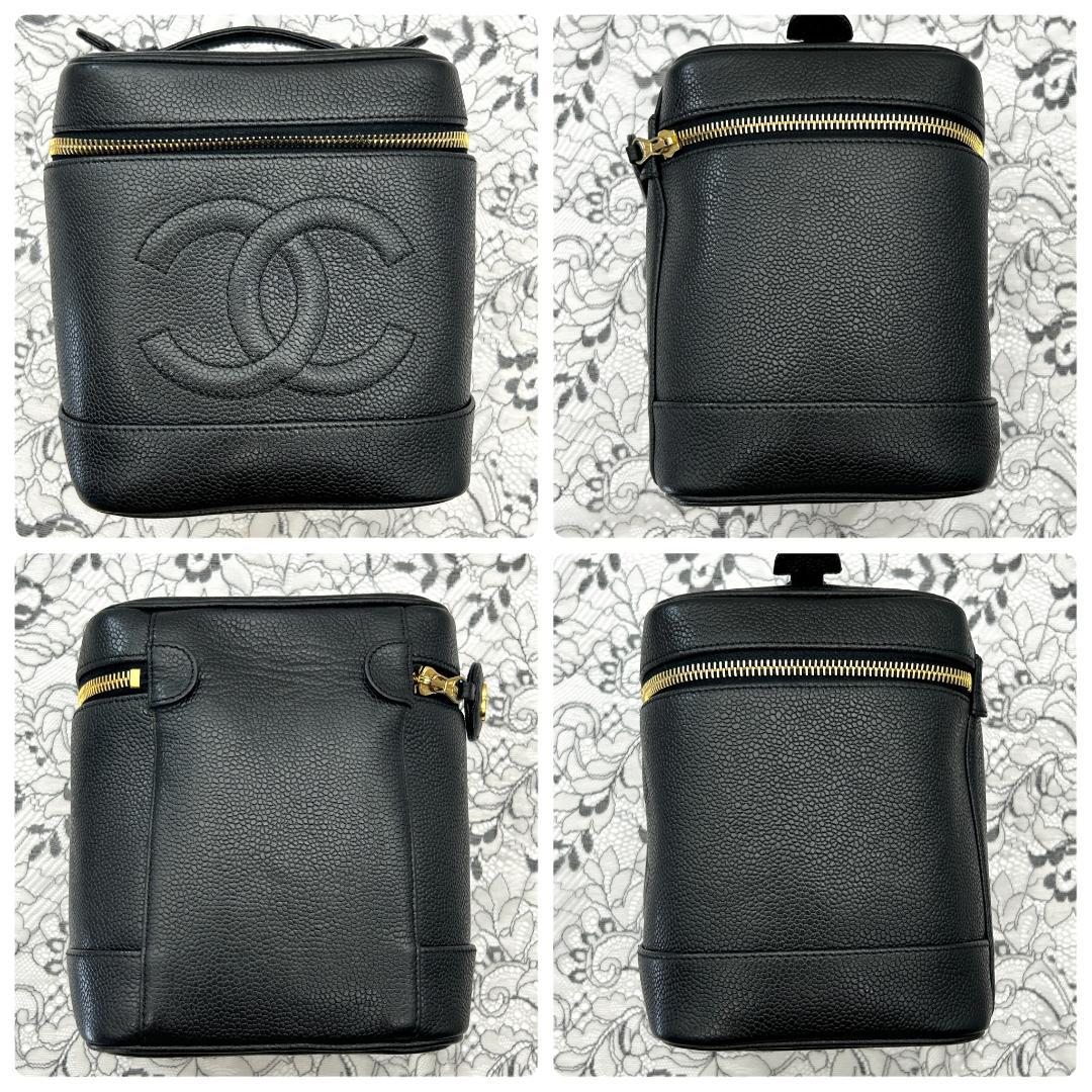 Chanel Vanity Bag Caviar Leather — view 2