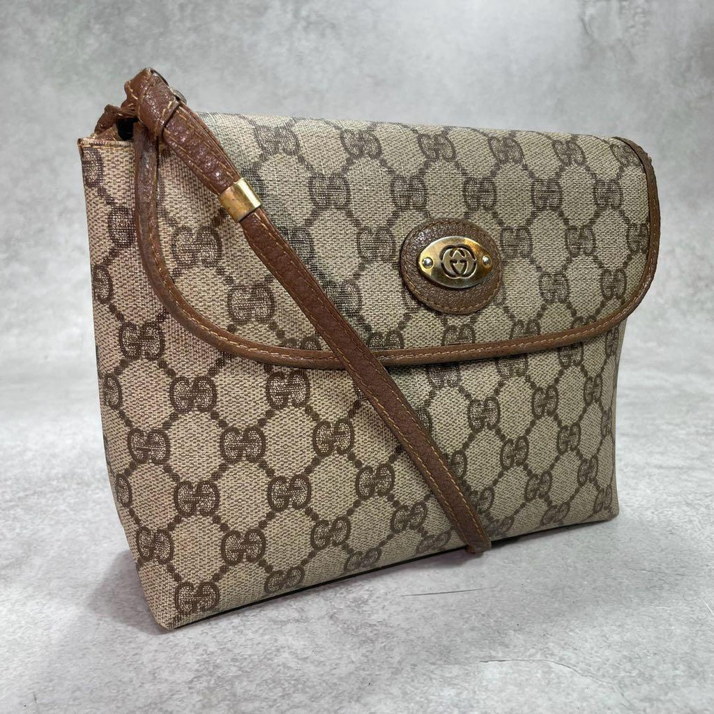 Gucci GG Shoulder Bag Brown Logo Gold Leather