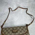 Gucci GG Shoulder Bag Brown Logo Gold Leather — view 4