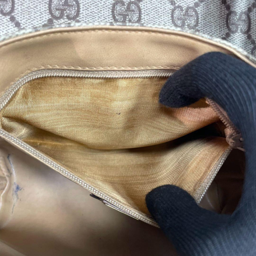 Gucci GG Shoulder Bag Brown Logo Gold Leather — view 6