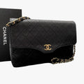 Chanel Quilted Lambskin CC Logo Chain Shoulder Bag Black