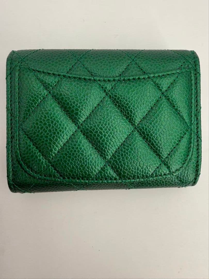 Chanel Emerald Green Metallic Caviar Leather Card Case — view 3