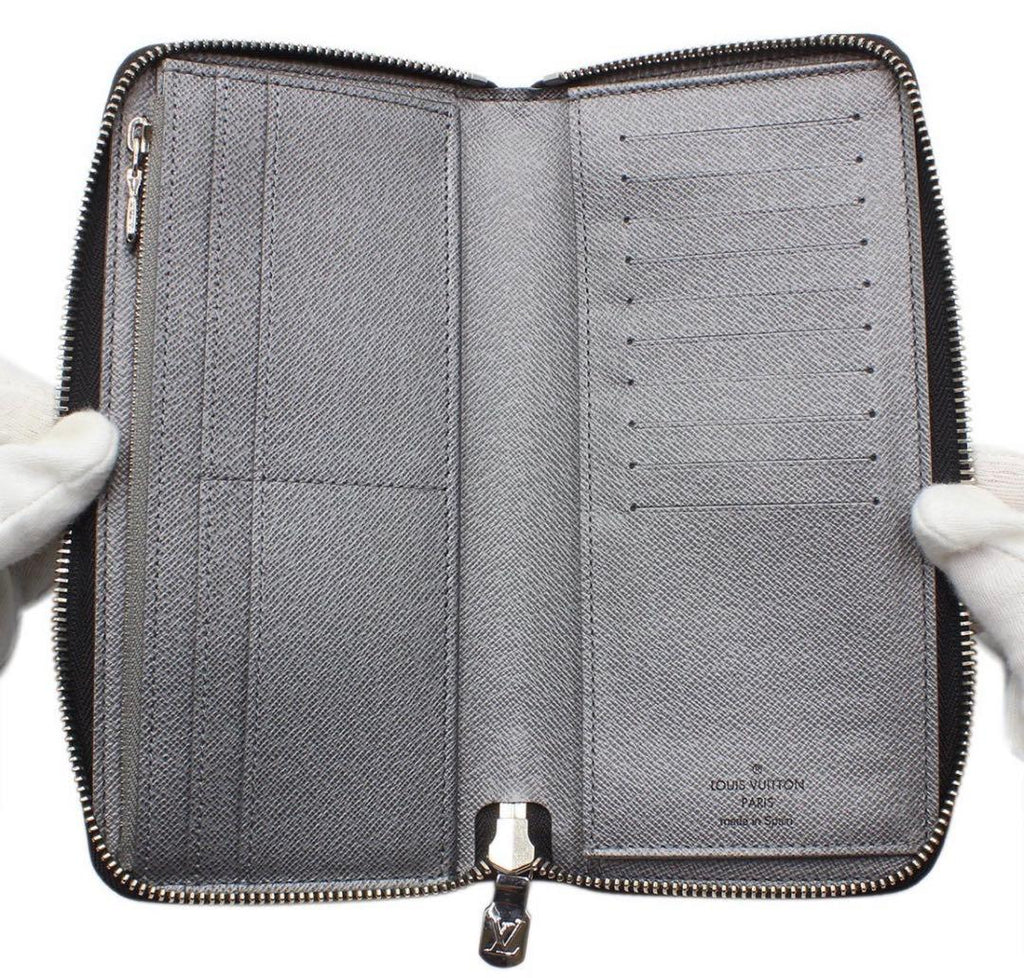 Louis Vuitton New Taigarama Zippy Vertical Wallet