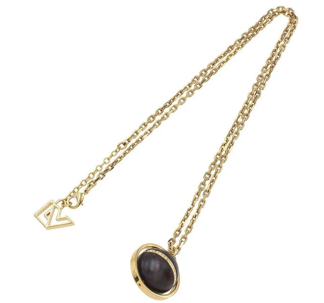Louis Vuitton Pendentif Magnetic Necklace — view 2