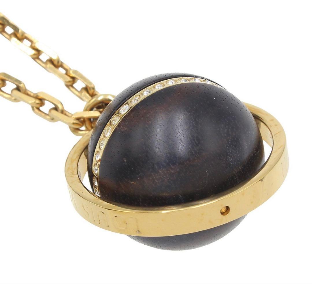 Louis Vuitton Pendentif Magnetic Necklace — view 4