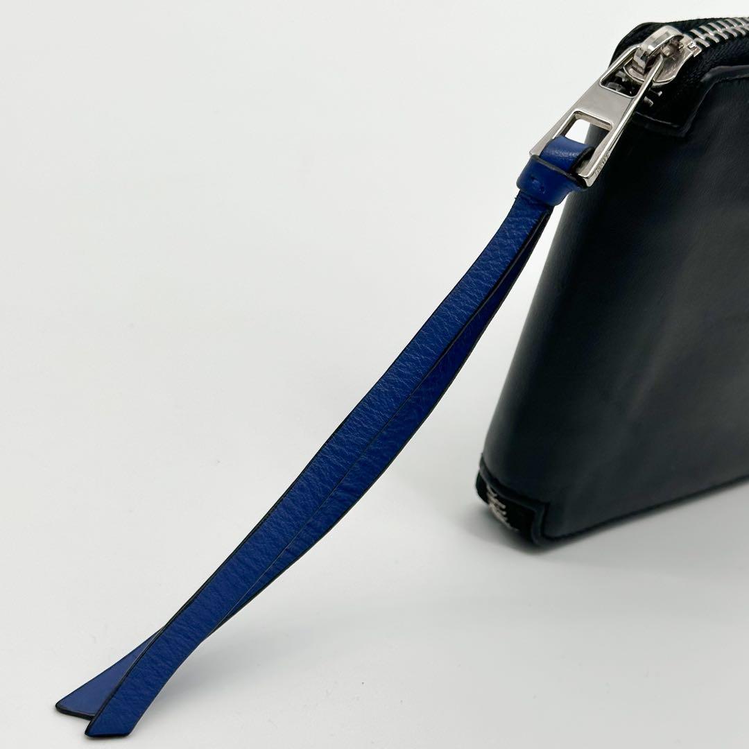 Loewe Limited Anagram Round Compact Wallet Leather Slim — view 6
