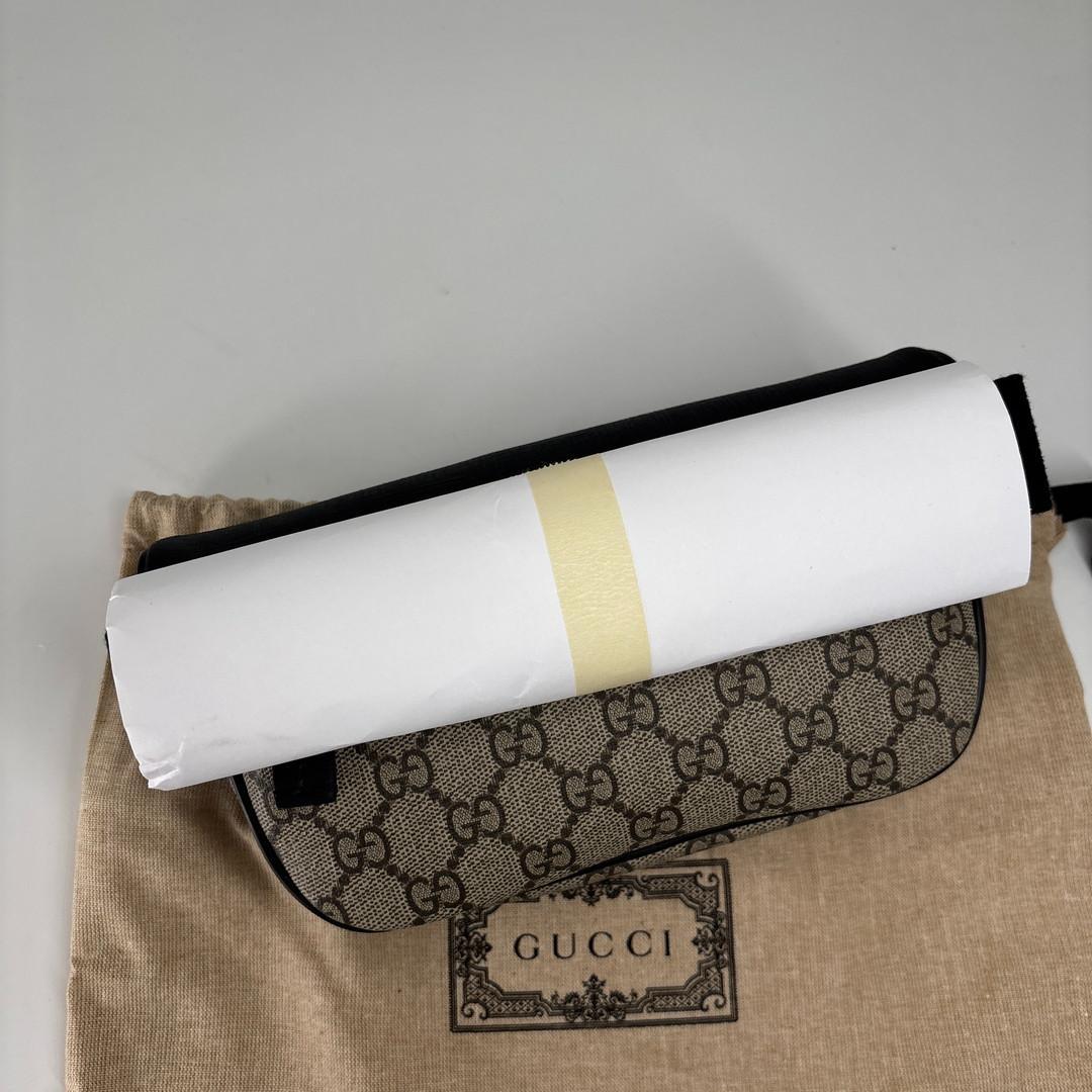 Gucci GG Supreme Leather Belt Bag — view 5