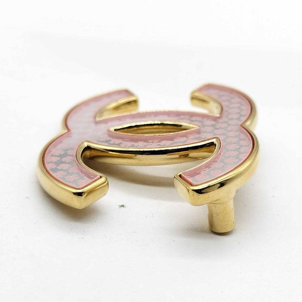 Chanel Brooch CC Logo Gold Pink Clover — view 3