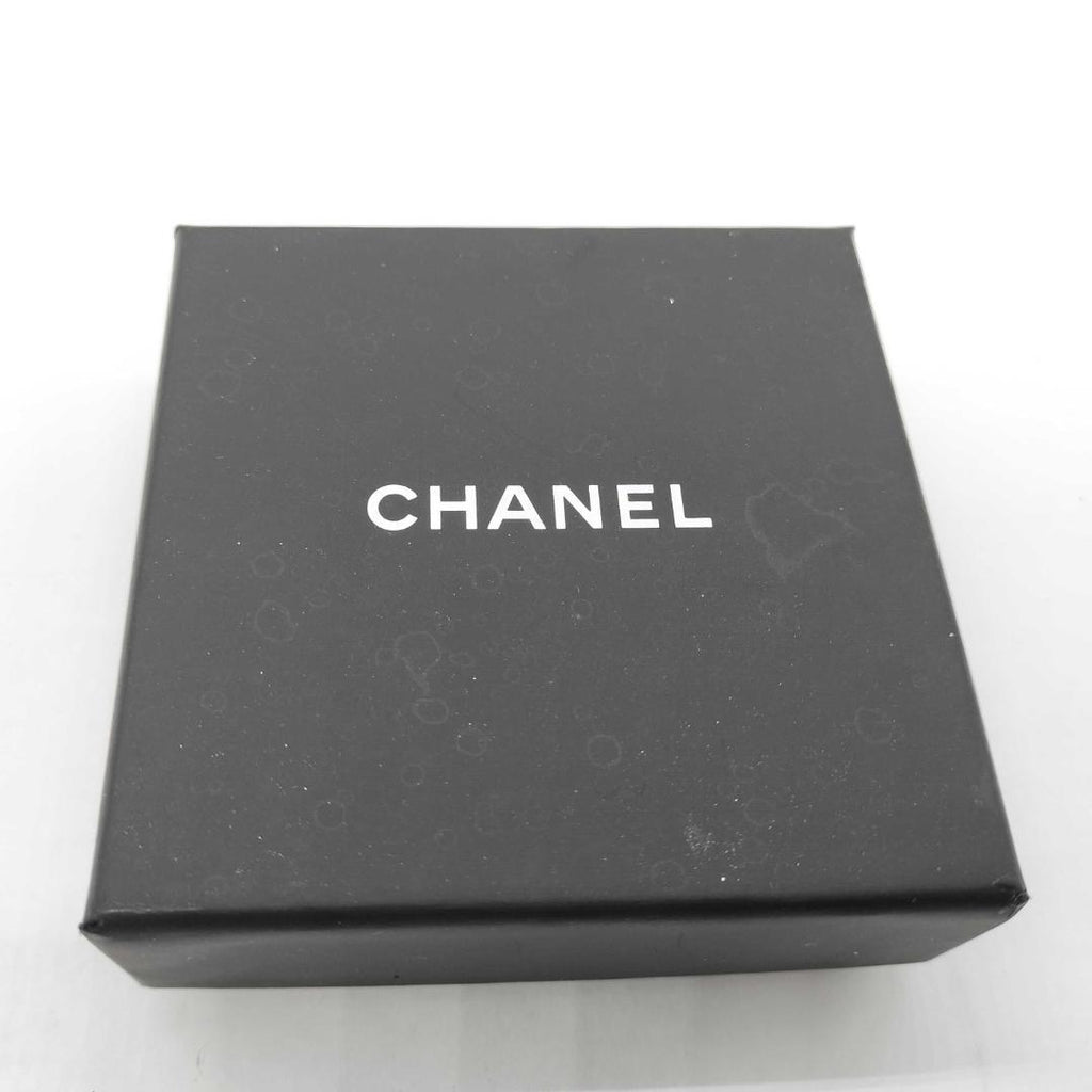 Chanel Brooch CC Logo Gold Pink Clover — view 7
