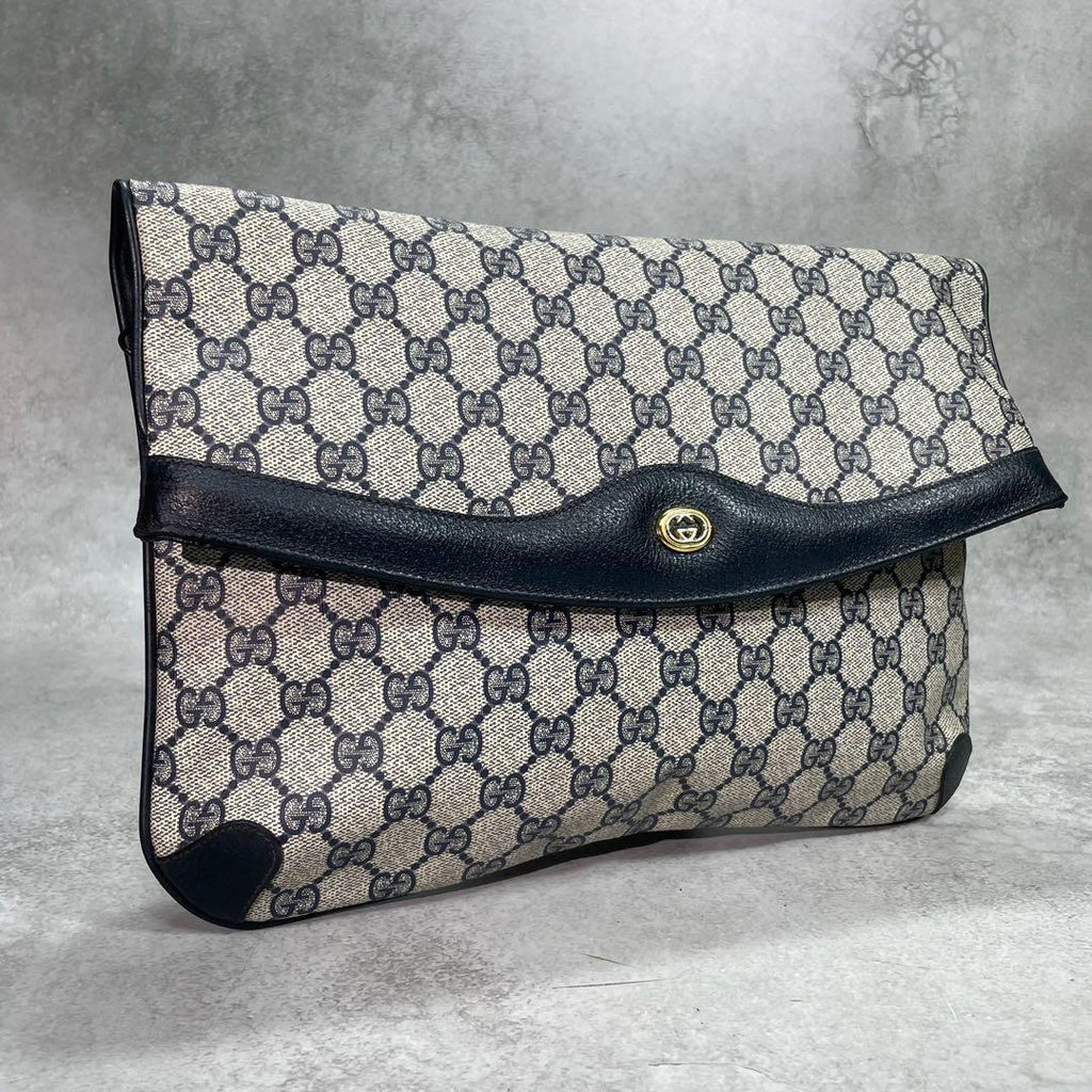 Gucci GG Clutch Navy Beige Logo Leather