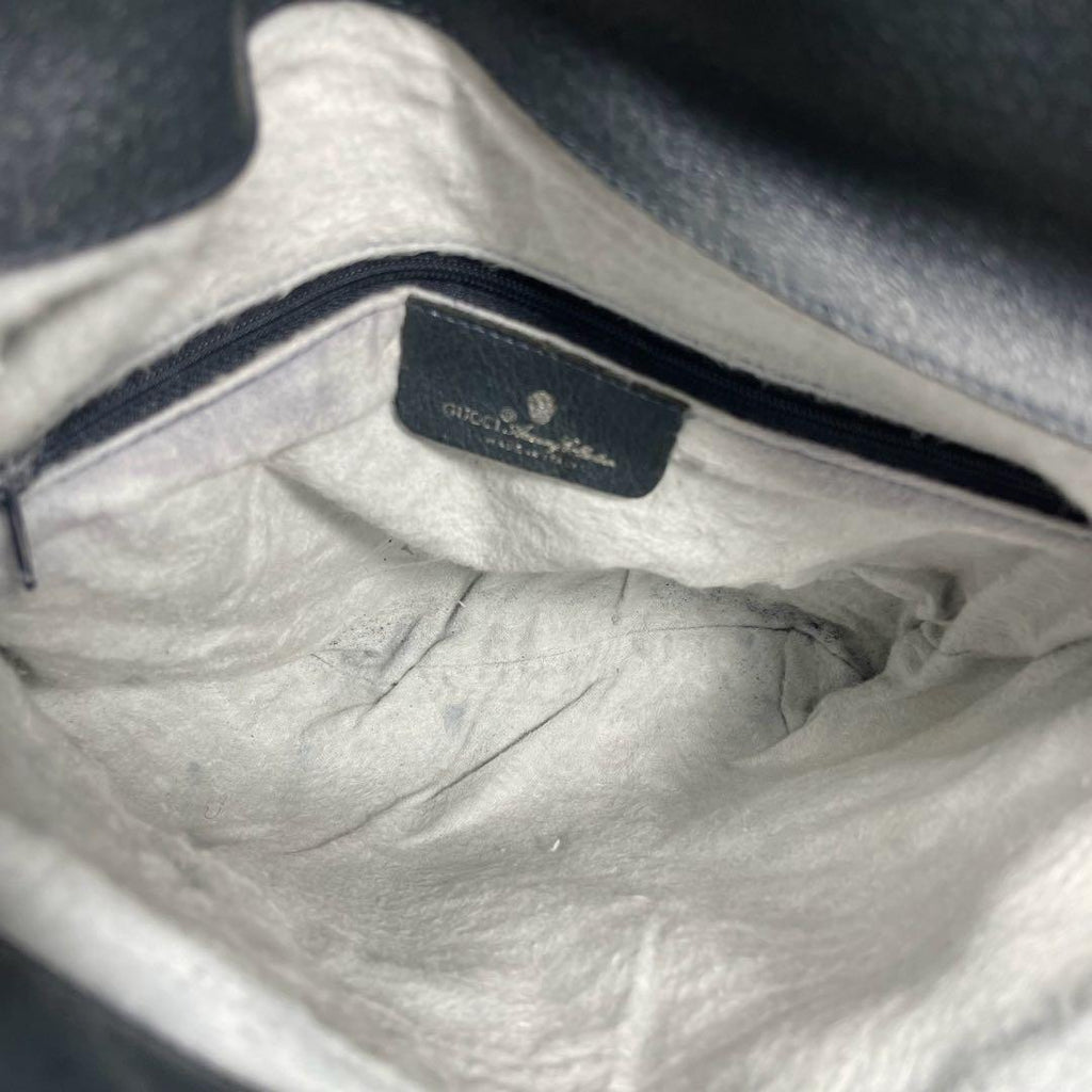 Gucci GG Clutch Navy Beige Logo Leather — view 4