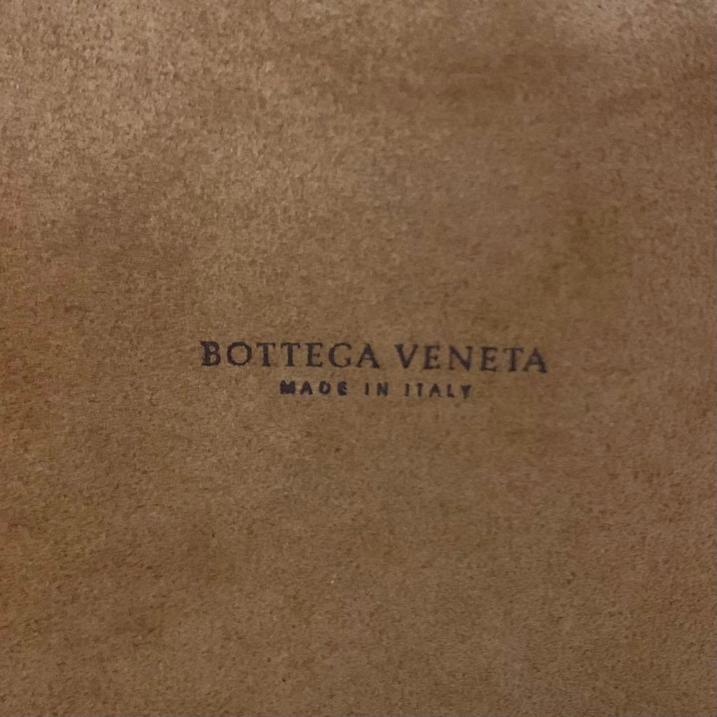 Bottega Veneta Basket Large Leather Logo Tote Black — view 7