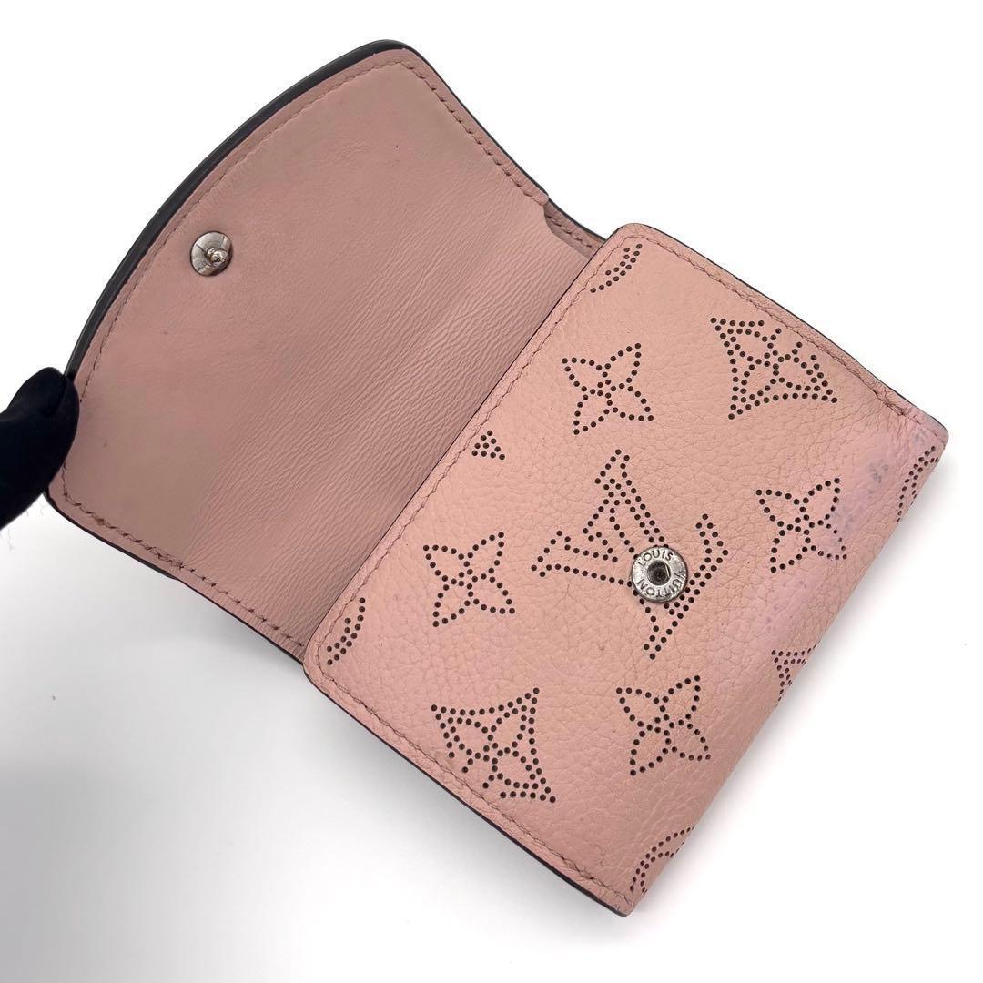 Louis Vuitton Mahina Portefeuille Iris XS Pink Trifold Wallet — view 4