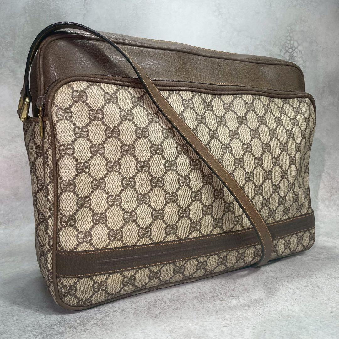 Gucci GG Shoulder Bag Brown Beige Leather Logo