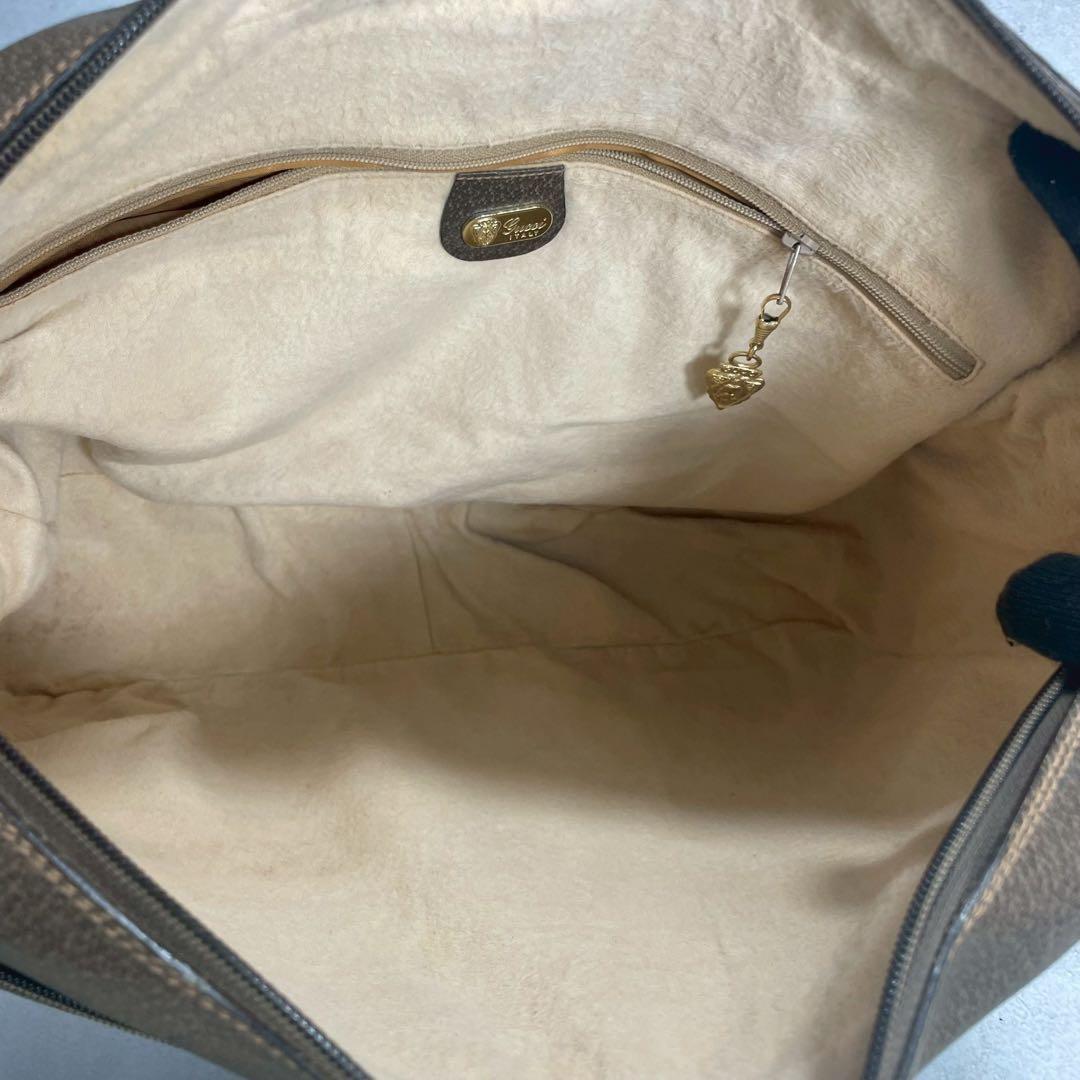 Gucci GG Shoulder Bag Brown Beige Leather Logo — view 5