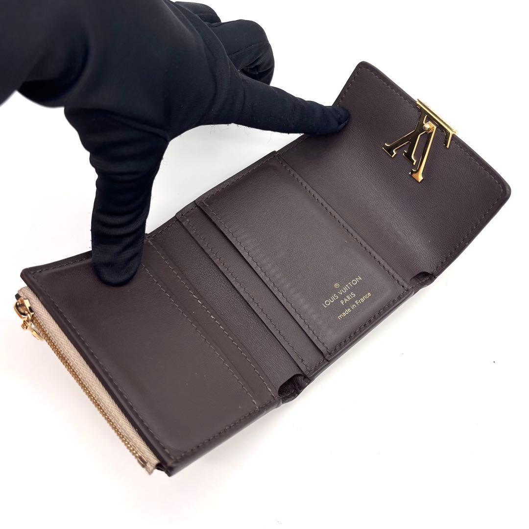 Louis Vuitton Taurillon Portefeuille Capucines XS Galet Wallet — view 4