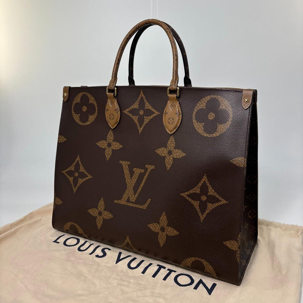 Louis Vuitton Monogram Giant On The Go GM Tote — view 2