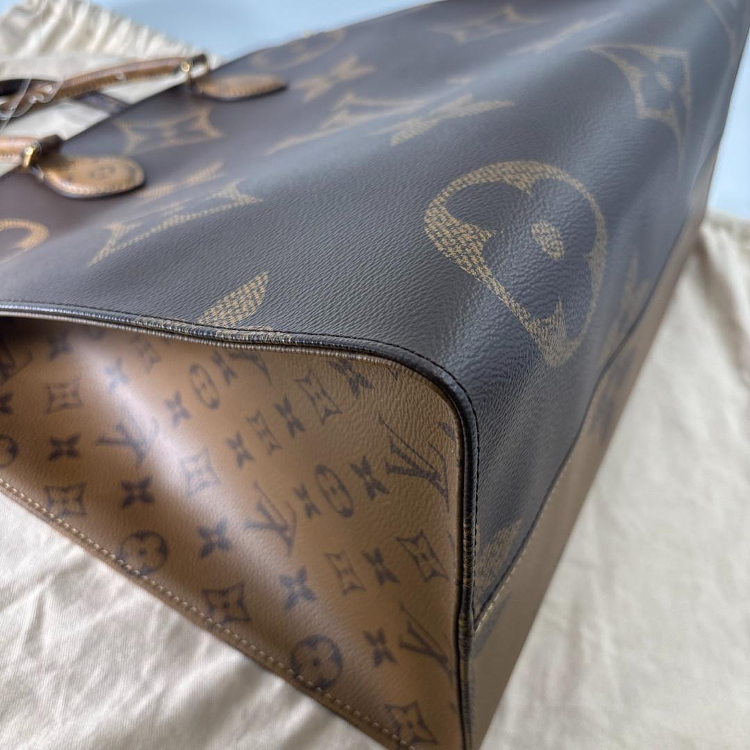 Louis Vuitton Monogram Giant On The Go GM Tote — view 7