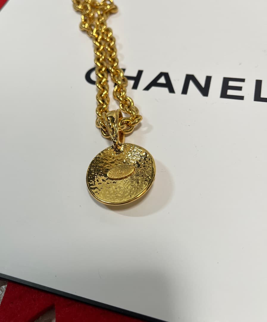 Chanel Grade CC Logo Pendant — view 4