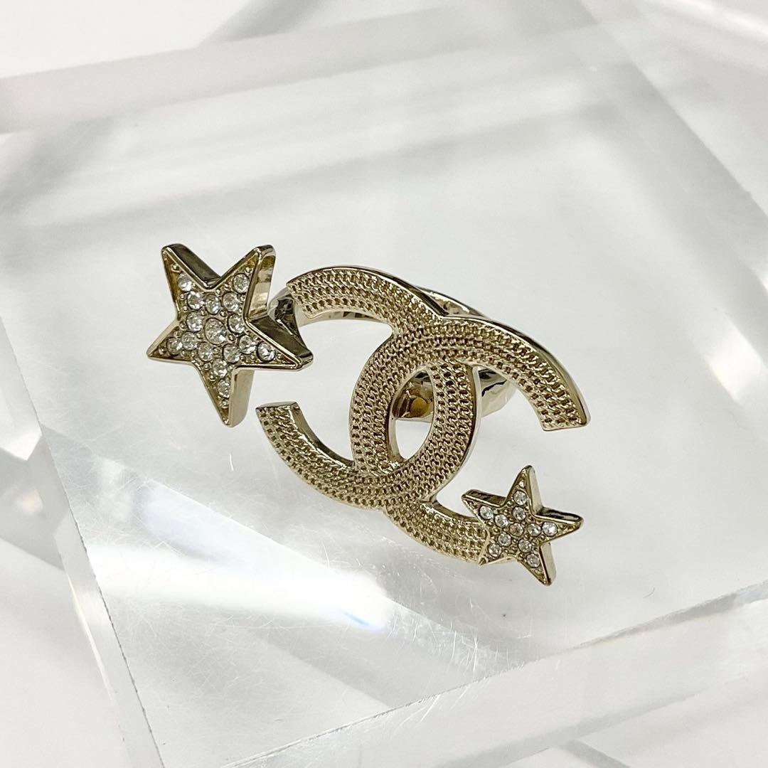 Chanel CC Logo Star Rhinestone Ring Gold