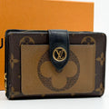 Louis Vuitton Portefeuille Juliette Monogram Giant Bifold Wallet