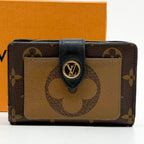 Louis Vuitton Portefeuille Juliette Monogram Giant Bifold Wallet — view 2