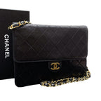 Chanel Quilted Lambskin CC Logo Chain Shoulder Bag Black