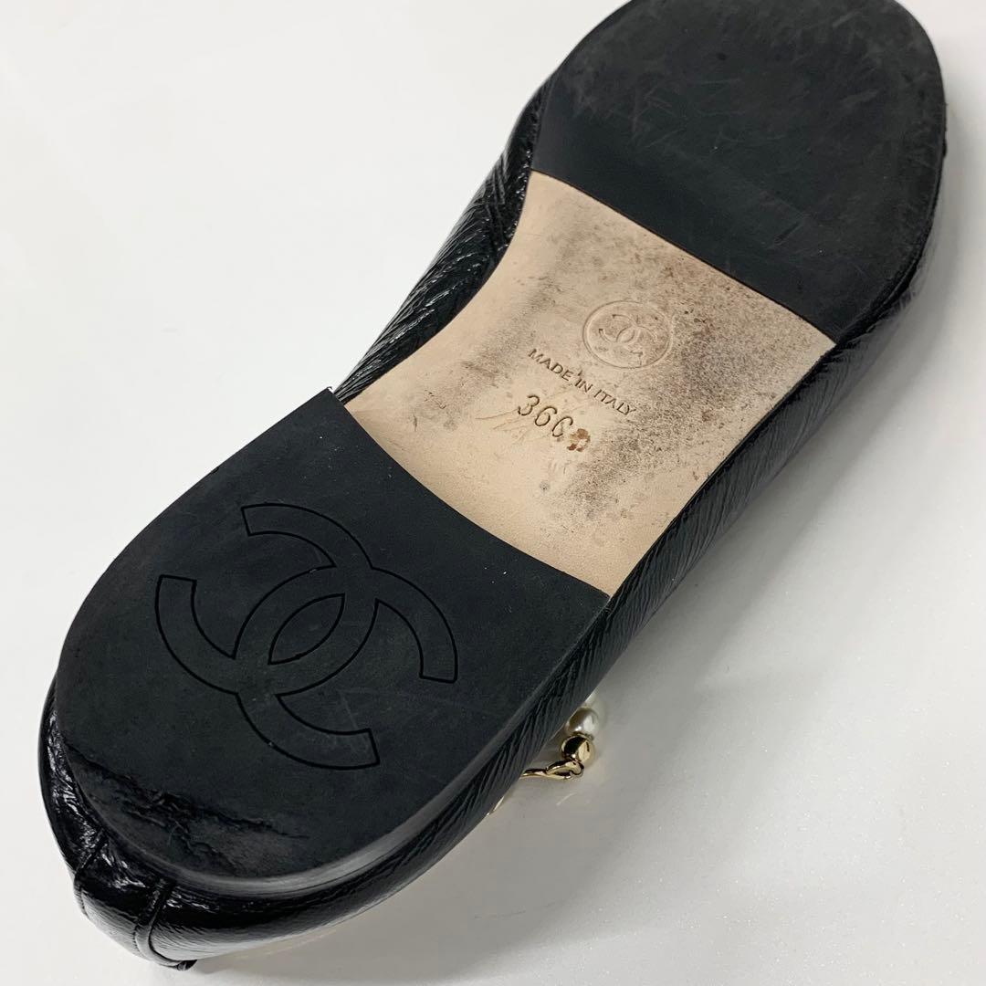 Chanel CC Logo Camellia Wrinkled Pearl Strap Flat Shoes — view 8