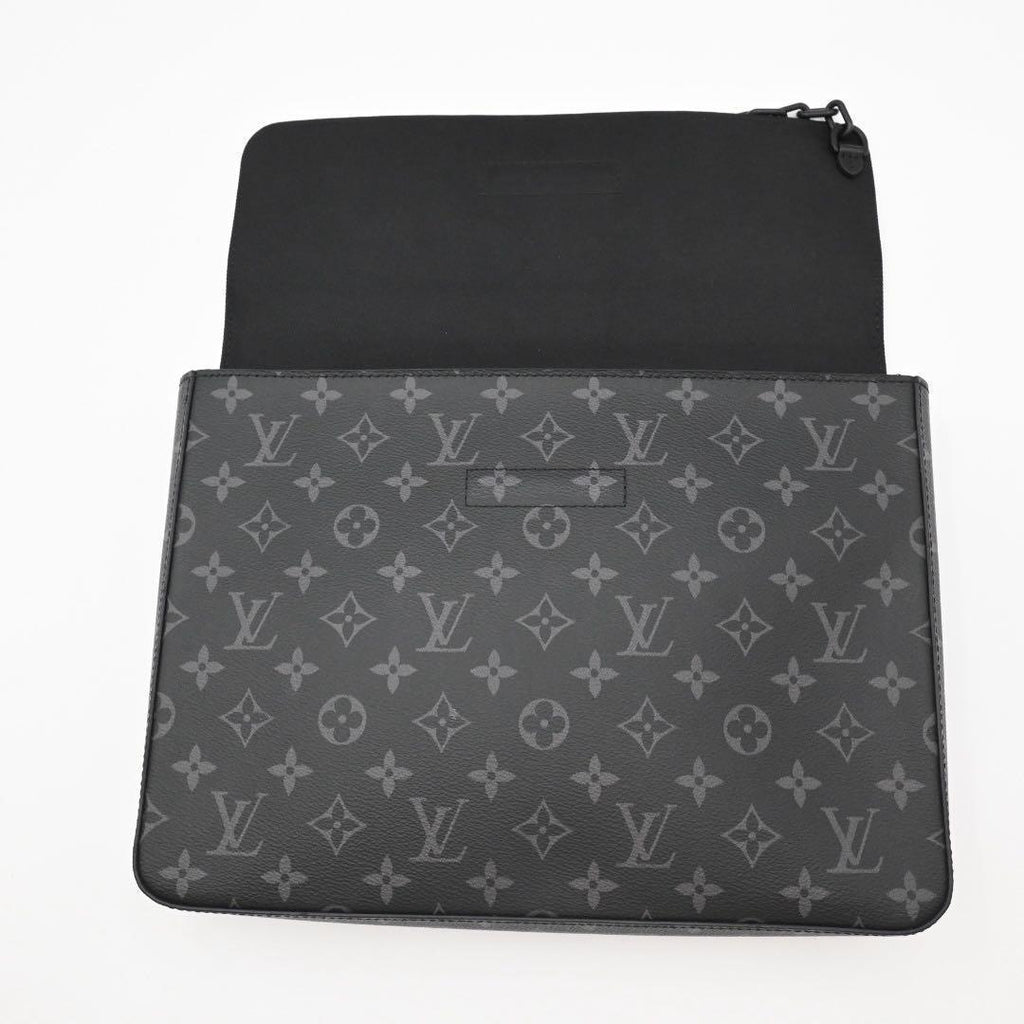 Louis Vuitton Eclipse Pochette Steamer Clutch Black — view 3