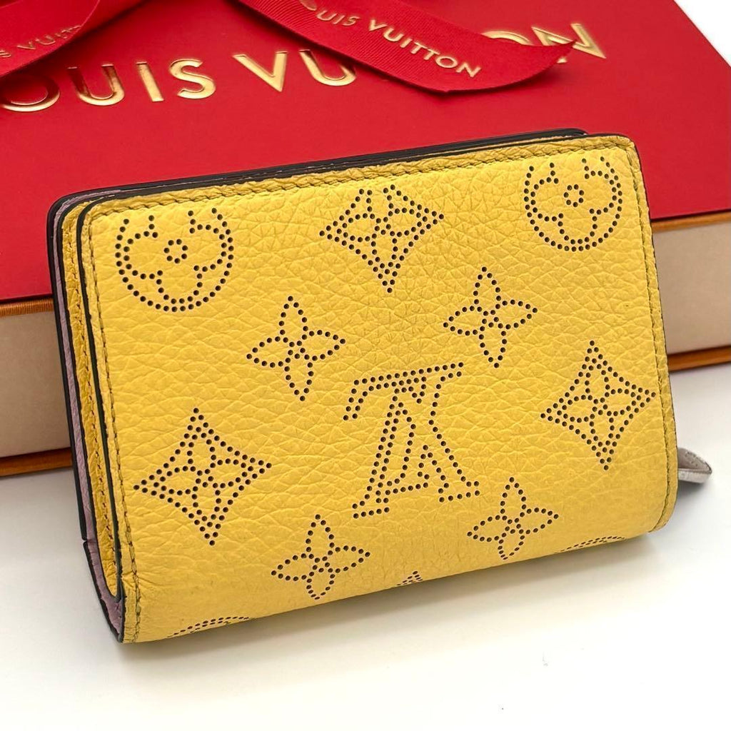 Louis Vuitton Wallet Monogram Mahina Portefeuille Clair Yellow — view 2