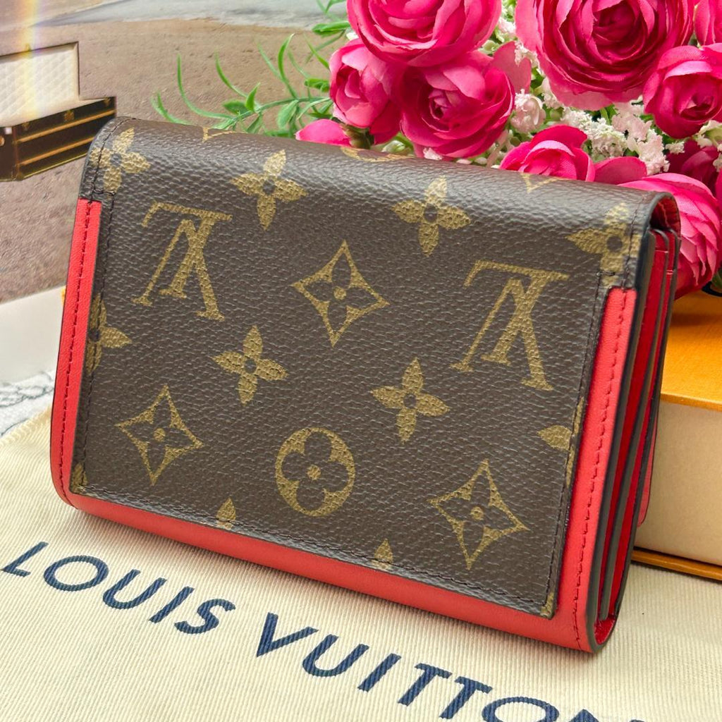 Louis Vuitton Monogram Portefeuille Flor Compact Wallet — view 2