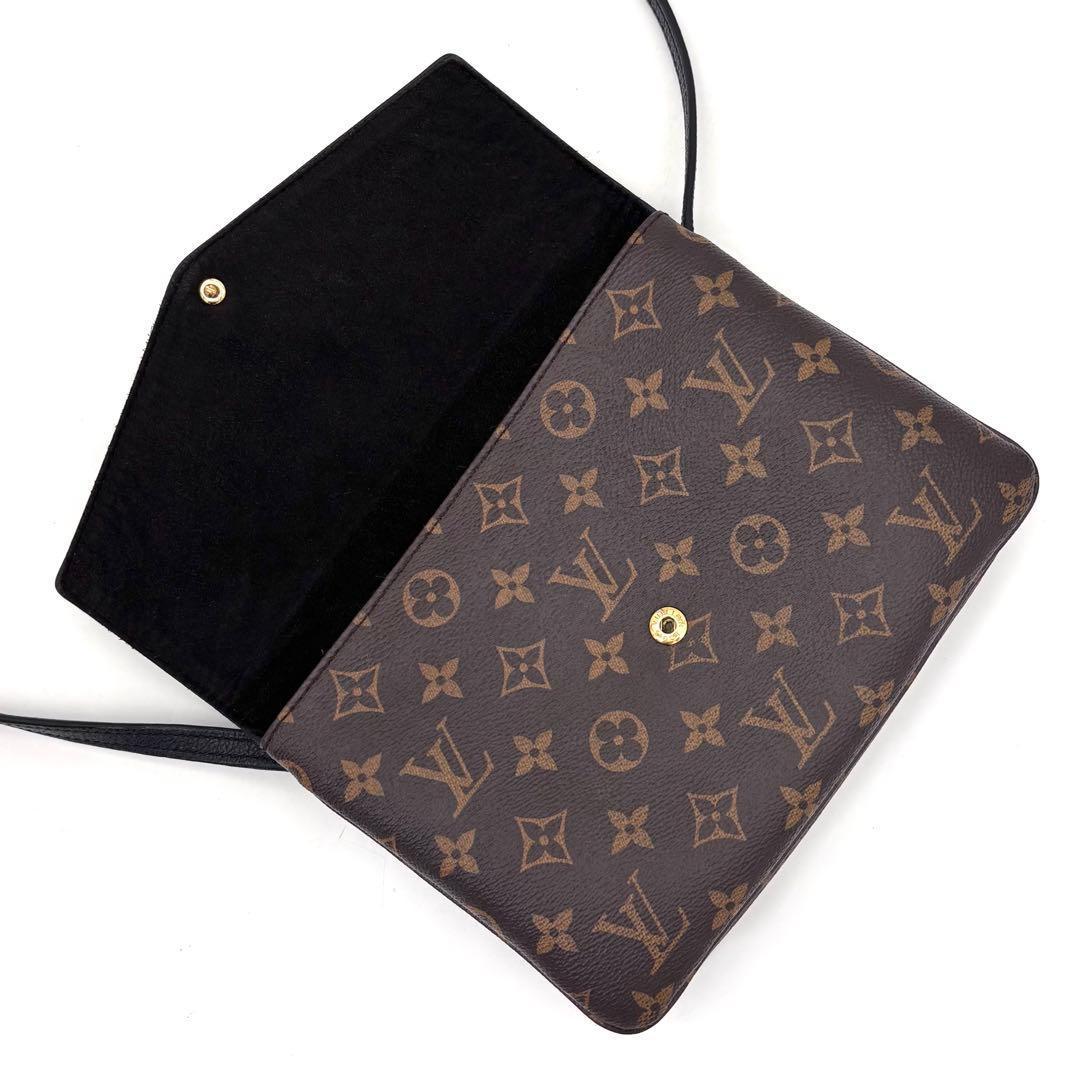 Louis Vuitton Monogram Twice Shoulder Bag Crossbody Gold — view 3