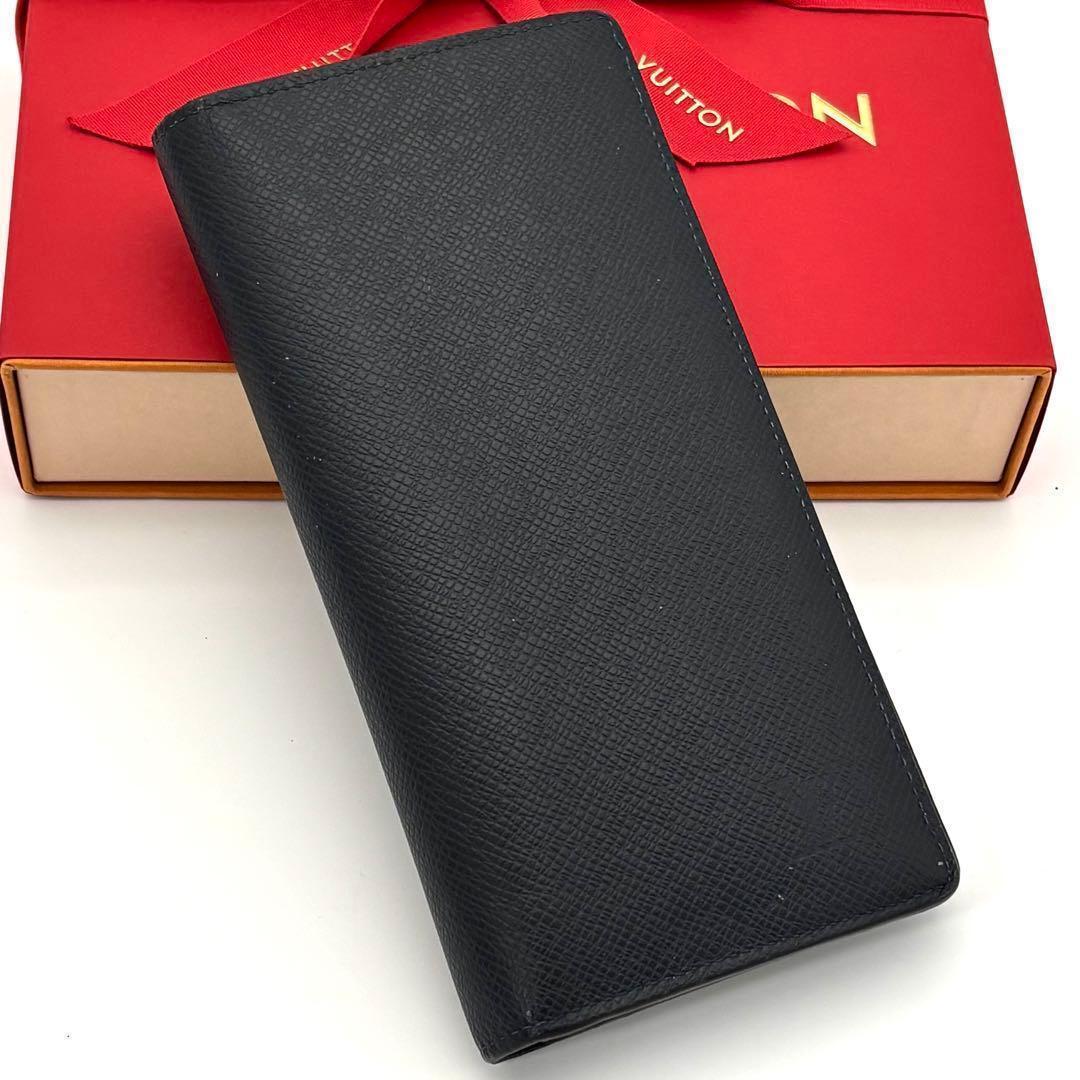 Louis Vuitton Wallet Portefeuille Brazza Navy Hawaii Taiga — view 2