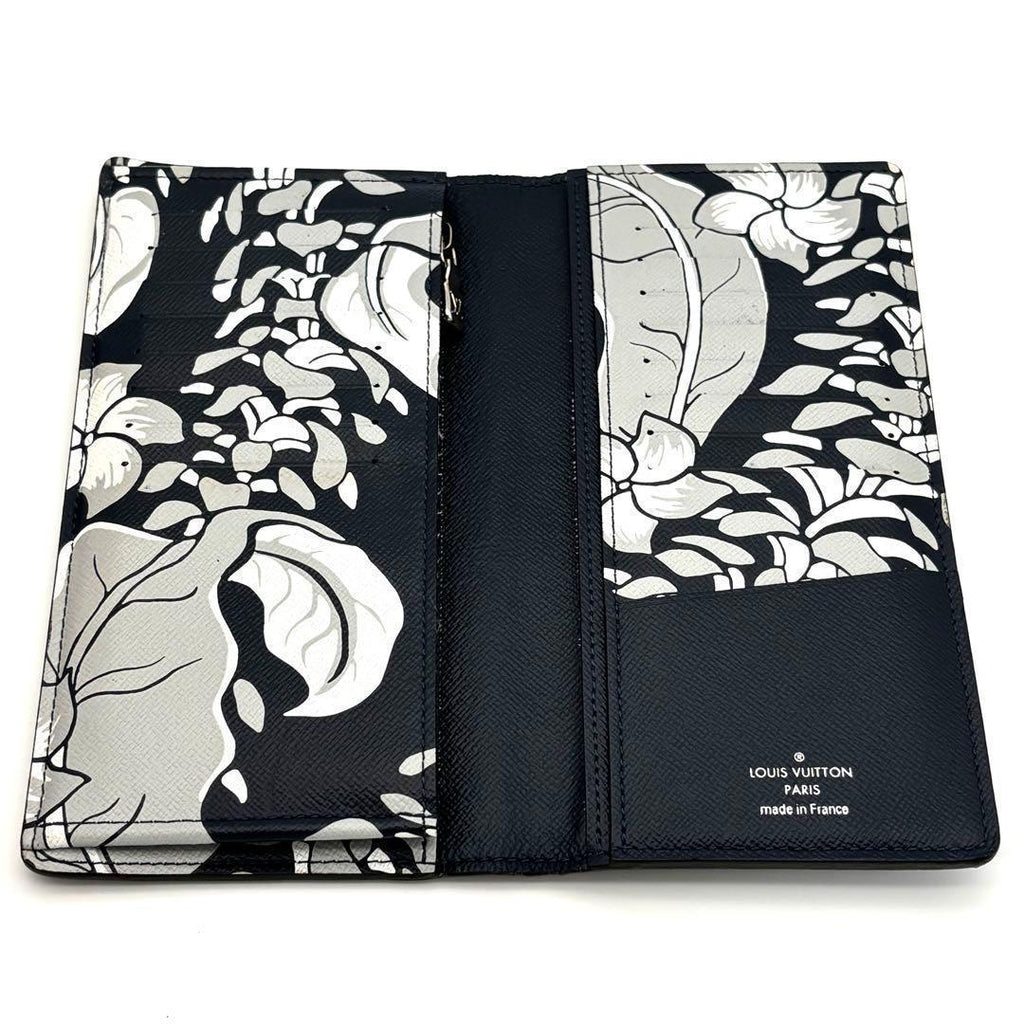 Louis Vuitton Wallet Portefeuille Brazza Navy Hawaii Taiga — view 6