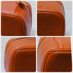 Chanel Vanity Pouch Caviar Leather Red CC Logo Gold — view 3